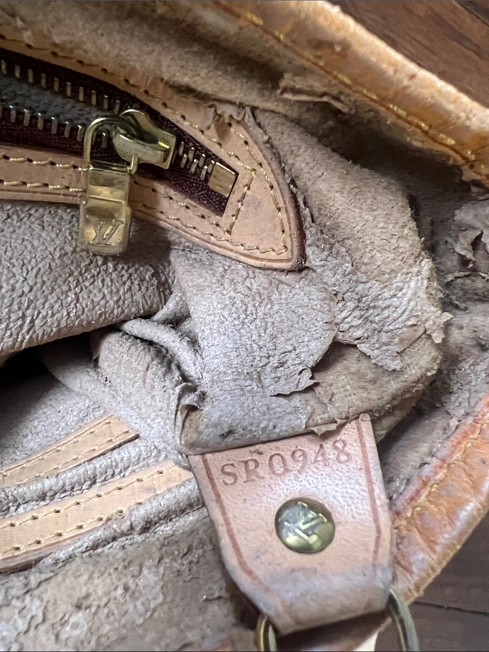 Louis Vuitton Monogram Canvas Bucket Tote in Brown and Tan Leather - Picture 9 of 12
